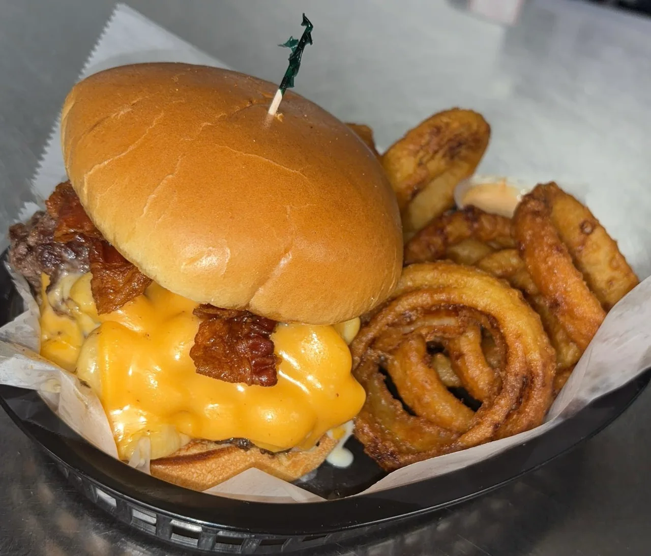 Mac & Cheese Burger